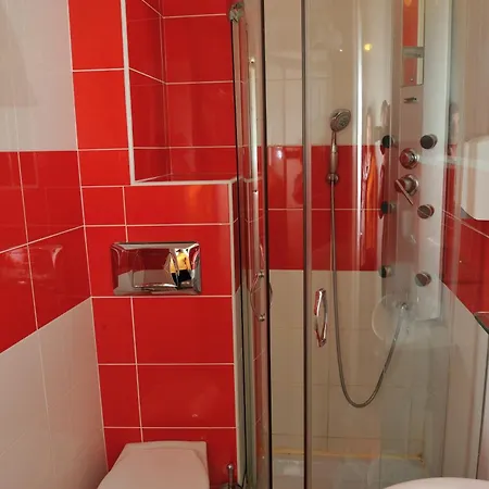 فندق أدونيس سيتي