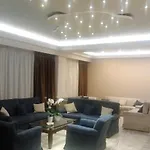 أدونيس سيتي فندق باترا