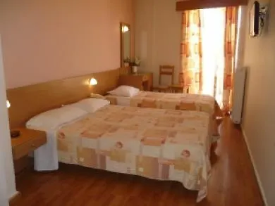 Adonis 3* Патра