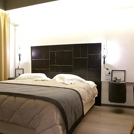 Adonis Отель Патра