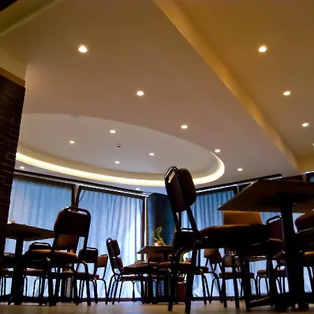 Szálloda Adonis 3*